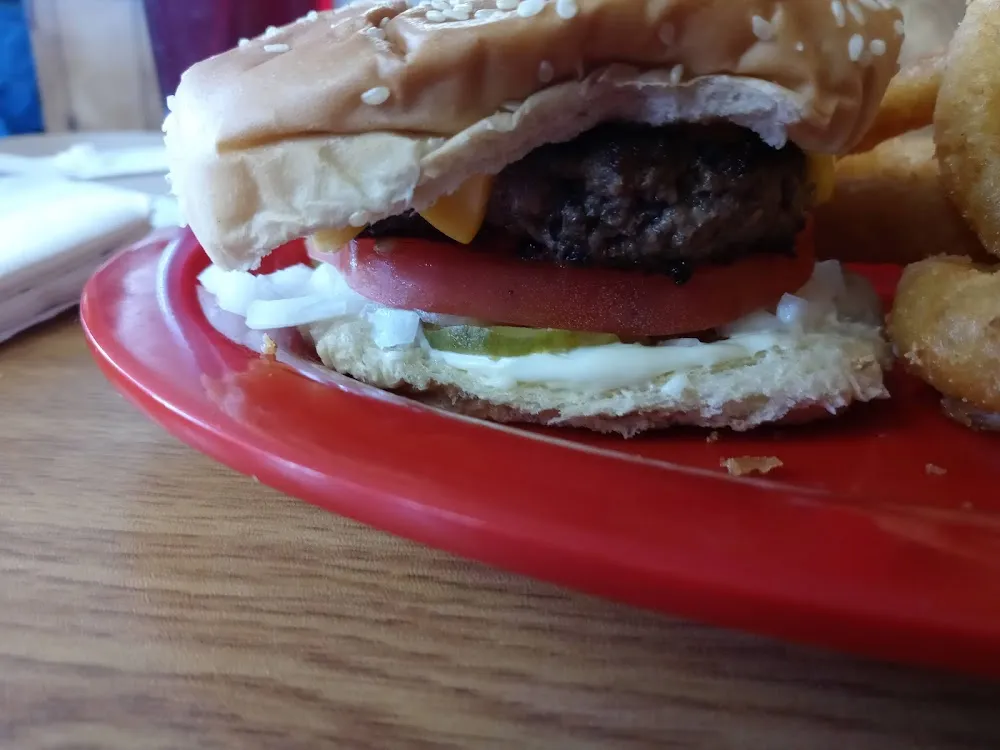 Cheeseburger and Onion Rings